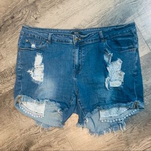 Destroyed Stretch Denim Shorts Exposed Pockets 20W